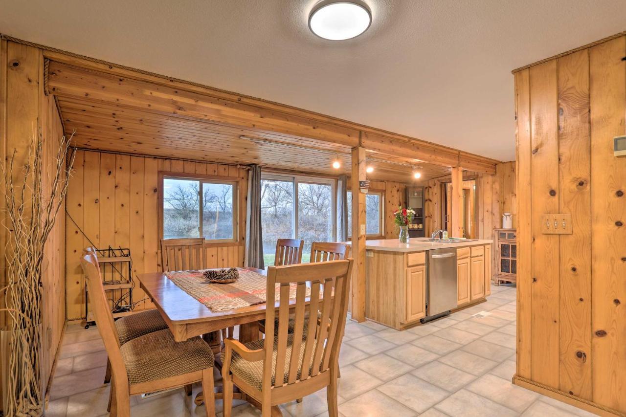 Rustic Spearfish Cabin On 12-Acre Trout Farm Exterior photo