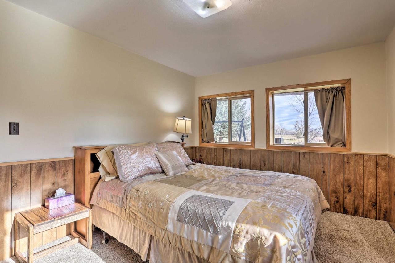 Rustic Spearfish Cabin On 12-Acre Trout Farm Exterior photo